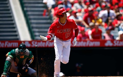 【MLB】大谷翔平、飛距離135メートル“特大”9号先頭打者弾　「日米通算150本塁打」達成 画像