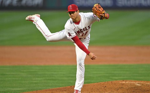 【MLB】大谷翔平の投球は「別次元に上昇中」　米メディアが球速アップと与四球減に注目 画像