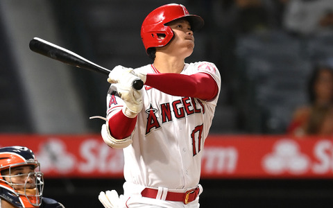 【MLB】大谷翔平、「3番DH」スタメン出場 “天敵右腕”から今季16号を放てるか 画像
