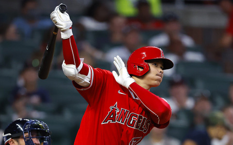 【MLB】大谷翔平、シーズン20号到達は“超低空”弾丸ライナー ドクターK超え翌日にゴジラの記録へ並ぶ 画像