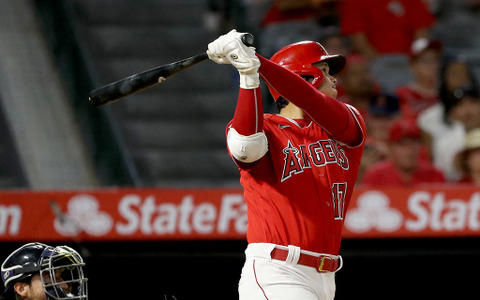 【MLB】大谷翔平、32号は左中間への127メートル特大弾　今季6度目2発でア・リーグ単独2位に浮上 画像