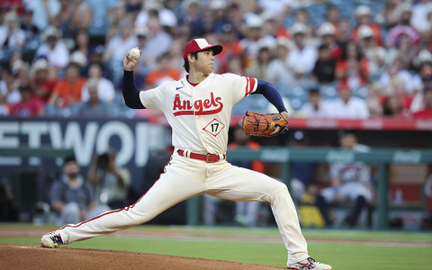 【MLB】大谷翔平、今季25度目の“リアル二刀流”で13勝目と35号なるか 「3番DH・投手」スタメン 画像