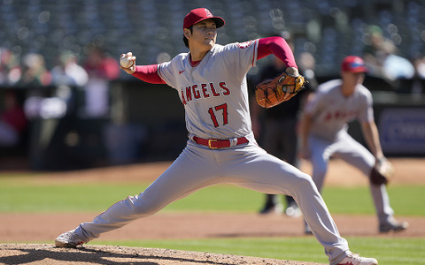 【MLB】大谷翔平、史上初ダブル規定の快挙に「歴史を作った！」「SUGOI」と現地絶賛　“サイ・ヤング賞”5度の大投手に並ぶ記録も 画像