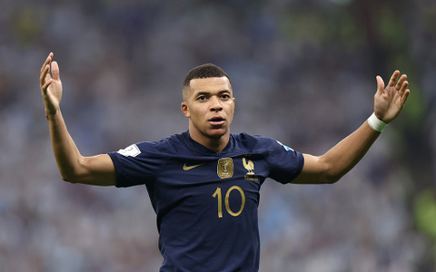 【カタールW杯】フランス、“怪物”ムバッペの圧巻2ゴールで同点　アルゼンチン2点リードも王者が底力 画像