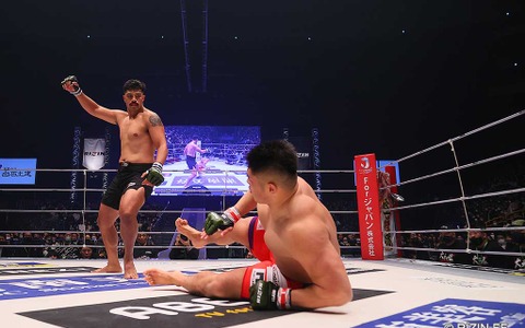 【RIZIN.40】スダリオ剛、豪腕タファの“ハンマーフック”に屈辱の1ラウンド1分38秒負け　 画像