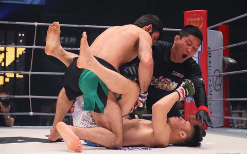 【RIZIN.41】“最速23秒殺”大阪大会は前半戦からKO祭り　メイン「皇治vs.芦澤竜誠」に期待する因縁のどつきあい 画像