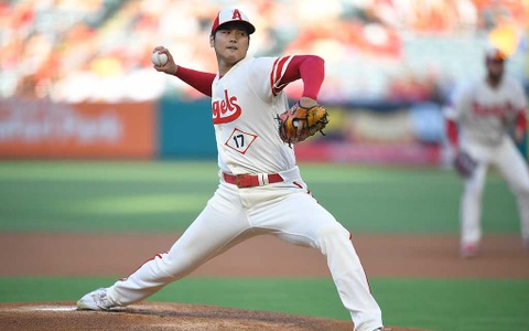 【MLB】大谷翔平、“新フォーム”で今季2勝目と二刀流アーチなるか　「3番DH・投手」スタメン 画像