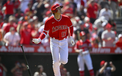 【MLB】大谷翔平、5試合ぶりの“復活”5号はウォード、トラウトとの3者連続本塁打　右中間への173キロライナー放つ 画像