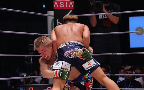 【RIZIN.42】三浦孝太、涙の初黒星も止まらぬ“成長意欲”「負けを恐れず、チャレンジしていきたい」 画像