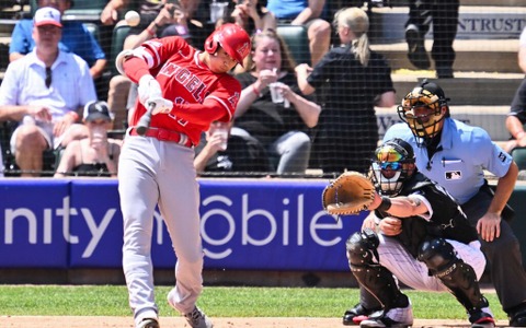 【MLB】大谷翔平が2戦3連発の秘訣は「構え」とメカニズムの重要性を説く　“コーチの願掛け”についても笑顔で回答 画像