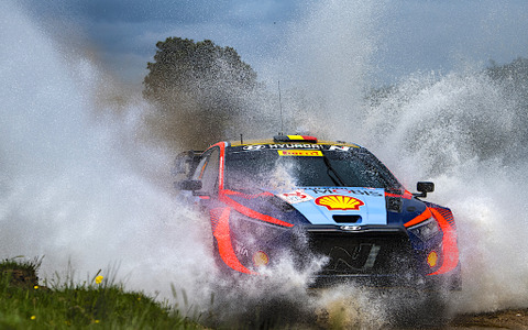 【WRC】第6戦ラリー・イタリア サルディニア3日目 ヒョンデのヌービルが逆転首位、トヨタのロバンペラが3位 画像