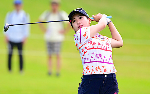 【女子ゴルフ】永井花奈が単独首位に浮上、1打差2位に桑木志帆 資生堂レディスオープン2日目 画像