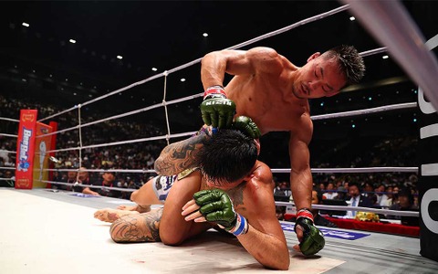 【RIZIN44】牛久絢太郎、“総合力”で3戦ぶり勝利　堀口恭司も笑顔「ATTはこんなもんじゃない」 画像