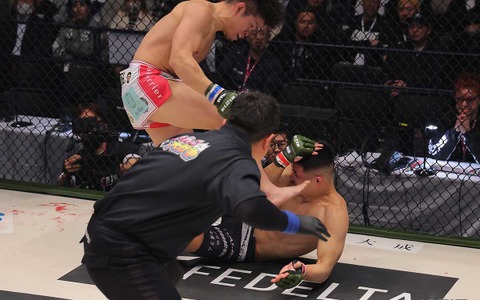 【RIZIN】「テクニカルKO勝利！」怪物くんが“元DEEP王者”喰いで連勝飾る　Xでもトレンド入り 画像