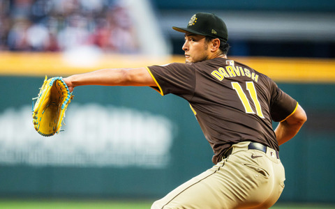 【MLB】ダルビッシュ、殊勲の日米通算200勝に公式も「見事だ」と脱帽　指揮官は「彼に対しての尊敬は桁違い」と感服 画像