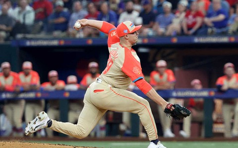 【MLB】先発投手の補強を目指すドジャース、球宴左腕スクバルが本命か　「オリオールズと争奪戦」と米老舗誌が伝える 画像