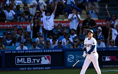 【MLB】大谷翔平、“ほぼ場外”144メートルの今季30号アーチで4年連続大台クリア 現地実況も「アメージングショット!」と大絶叫 画像