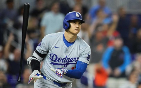 【MLB】「歴史に一歩近づいた」大谷翔平、“世界一になった地”での48号を現地メディアが称賛「マンモス・ショット」 画像