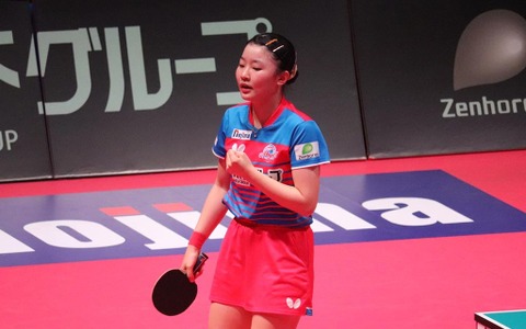 張本美和が第3マッチで赤江夏星に3－1勝利　開幕戦で快勝も「前回のことは全部忘れて新しい気持ちで勝負ができた」【Tリーグ】 画像