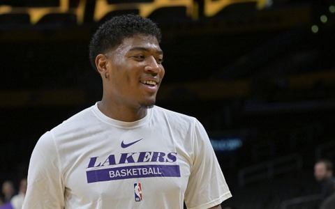 【NBA】八村塁の率直過ぎるコメントに取材陣爆笑 カップ戦に対するモチベーションは「ただお金……」 連覇を狙う戦いスタート 画像