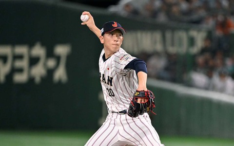 【プレミア12】連覇かけた決勝戦は緊迫した投手戦に　先発・戸郷翔征が3回2安打無失点と好投中 画像