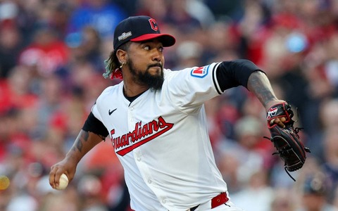 【MLB】「ドジャースが改善すべきはブルペン」米メディア、セーブ王クラセ獲得でクローザー固定を求める 今季は守護神が“日替わり” 画像