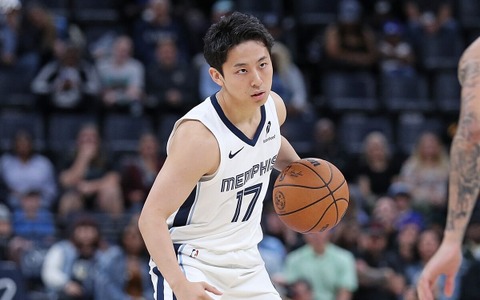 河村勇輝は「Gリーグ史上最高のパサー」と米メディア称賛も……　NBAで成功するカギは「もっと良いスコアラーになる必要」 画像