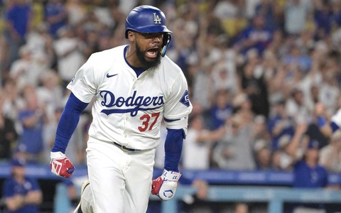 【MLB】T・ヘルナンデスとの再契約に弱気か ド軍幹部「彼が戻って来るか分からない」 米メディアは「自信がないように聞こえる」と指摘 画像