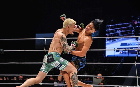 【RIZIN】芦澤竜誠、名曲『しゃぼん玉』で悠々とリングインも……開始54秒でDEEP王者・福田龍彌にKO負け 画像