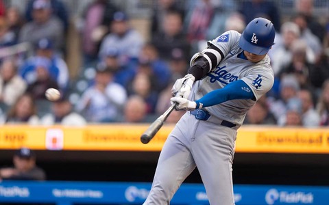 【MLB】大谷翔平、4連敗阻止へマルチ安打と盗塁でチャンスメーク テオスカーの勝ち越し適時打で生還 画像