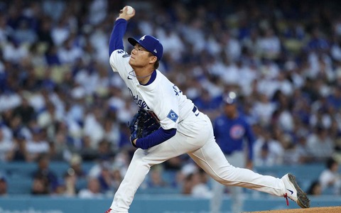 【MLB】スキーンズとの投げ合いに敗れた山本由伸 ロバーツ監督は「ヨシらしくなかった」と指摘も……「2人の好投手を堪能できた」と敵将絶賛 画像