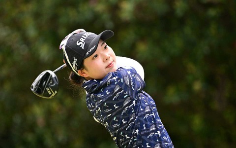 “QT失格の無念”晴らす一年に トップ10回数1位の菅楓華が10代での初優勝を狙う パナソニックオープンレディース 画像