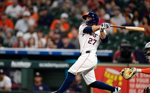 【MLB】「準備に時間を…」二塁→外野転向の名打者が打順変更を“直談判” 異例の希望につながった1番打者の悩みとは? 画像
