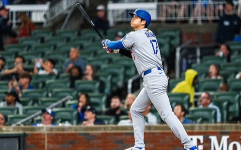 【MLB】大谷翔平、3試合ぶり8号は中堅スタンドへの173キロ弾 佐々木朗希のメジャー初白星へ豪快一打で強烈援護 画像