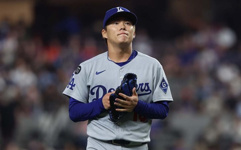 【MLB】「圧倒的な優勝候補」山本由伸が公式のCY賞模擬投票で堂々1位 成功の要因に挙げた“伝家の宝刀”、日本選手初の偉業も視界 画像