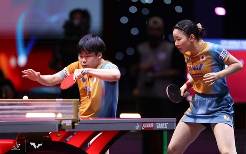 松島輝空、張本美和ペアが王楚欽、孫穎莎ペアに奮闘も逆転負け　第1G奪うも中国超えならずベスト8で終戦【世界卓球2025】 画像