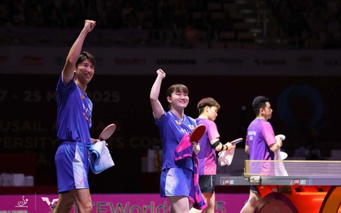 快進撃の“大吉”ペアが香港に圧勝で銀メダル以上を確定　吉村真晴、大藤沙月が2017年大会以来の金に王手【世界卓球2025】 画像