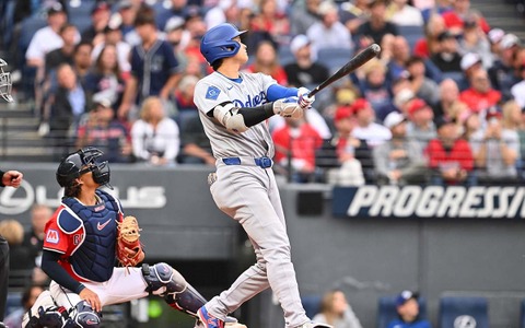 【MLB】20号アーチの大谷翔平、昨季より“20試合早い”節目到達　限界知らずの成長を公式絶賛「ショウヘイはパワーアップしている」 画像