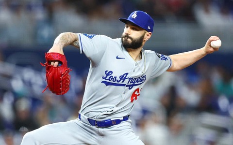 【MLB】ドジャース新守護神スコット、昨季全体2位からワーストクラスへ転落の「84.3→91.6」　米記者落胆の4失点「試合を台無しに」 画像