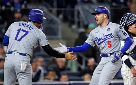 【MLB】首位打者君臨のド軍フリーマンが「オオタニと互角の争いを繰り広げる」　強打者ランクで大谷翔平に次ぐ高評価 画像