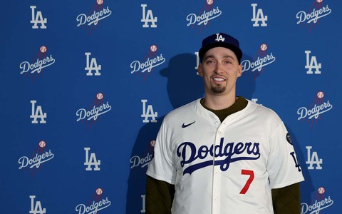 【MLB】ドジャース入団会見に臨んだスネル 加入の決め手は大谷翔平の存在か 「彼がラインナップにいれば間違いなく助けになる」 画像