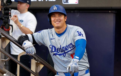 【MLB】みんな大谷翔平と話したい……相手捕手が打席中に“満面の笑顔”で談笑　「彼は史上最高の選手なんだ」と絶賛する一幕も 画像