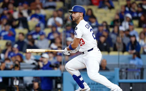 【MLB】メッツ撃破の決勝打を放ったのは……打率1割台にあえぐコンフォート ロバーツ監督「願わくば、今日を転機に」と不振脱出に期待 画像