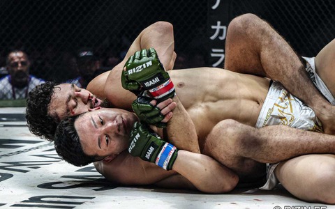 【RIZIN】「評価を落とす敗北ではない」“5勝5KO”の木村柊也、ケラモフに善戦もプロ初黒星　実況席は25歳のポテンシャルに期待感「可能性を見せてくれた」 画像