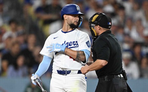 【MLB】サイン盗みを疑ったパドレスが報復? ド軍パヘス、自身への死球は故意だったと確信「あんなコントロールミスはあり得ない」 画像