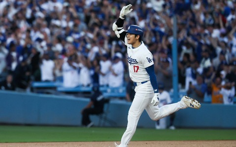 【MLB】大谷翔平「1番DH」スタメン　3年ぶり再戦の生え抜き右腕から今季31号アーチで5連勝なるか 画像