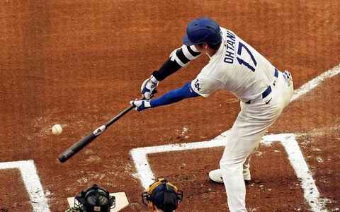 【MLB】大谷翔平、CY賞左腕から“技アリ”中前打で先制点を演出　AS初回に電光石火の3連打「快進撃が始まった」 画像