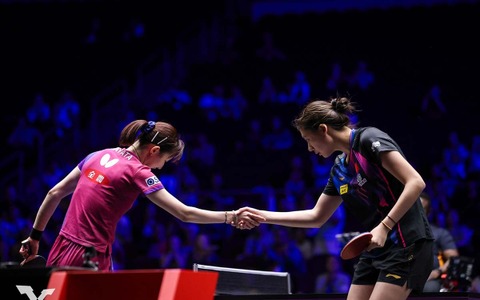 早田ひなに“0－3”から大逆転の中国20歳は「優勝の夢を打ち砕いた」　孫穎莎に続く実力者撃破、世界17位の躍進を公式称賛【卓球・USスマッシュ】 画像