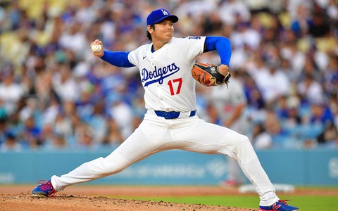 【MLB】投手・大谷翔平の“急降下”スイーパーに驚愕、ピッチングニンジャが浮き上がる速球とは真逆へ落ちる「落差」を比較 画像