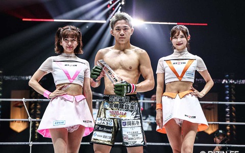 【超RIZIN.4】狂気の19歳・秋元強真、元ブラックローズ赤田をリアネイキッドチョーク葬後に萩原京平へ挑戦状「大晦日、この雑魚を相手に」 画像